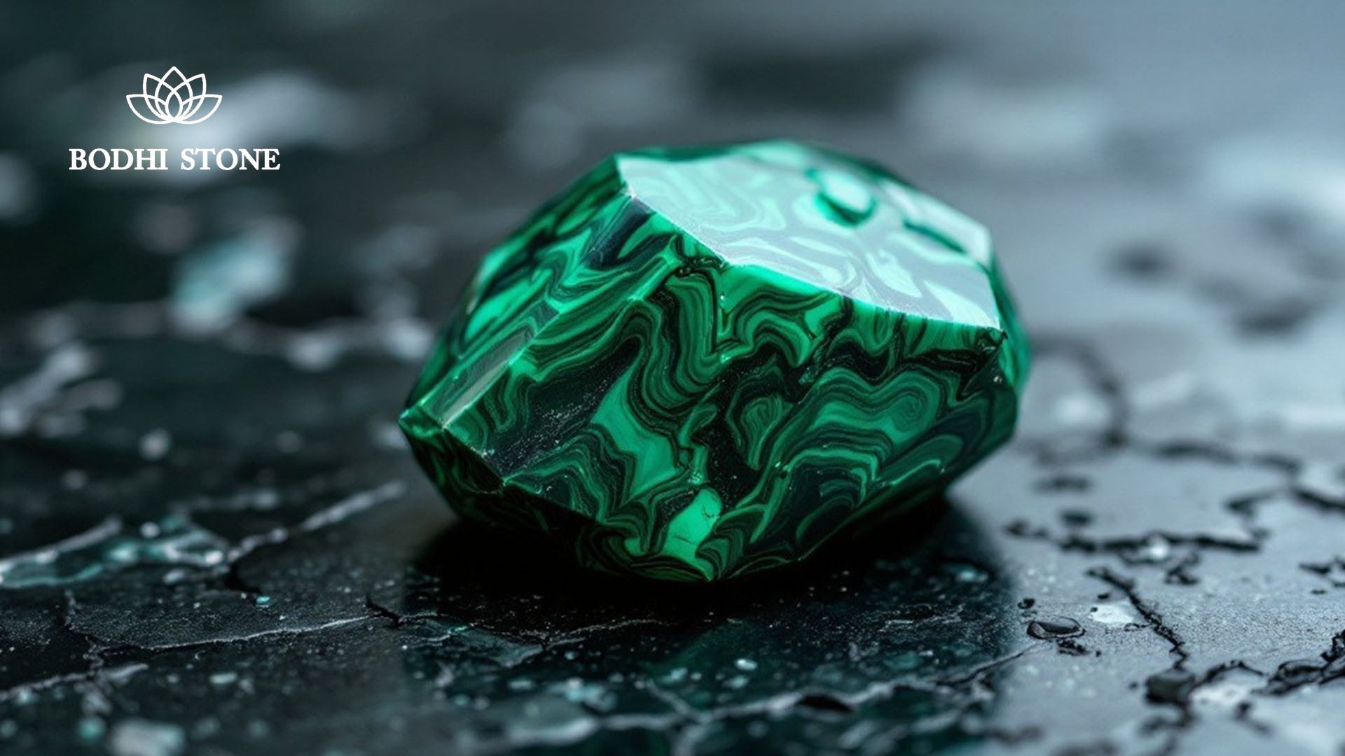 Malachite Crystal Meaning: The Stone of Transformation & Protection