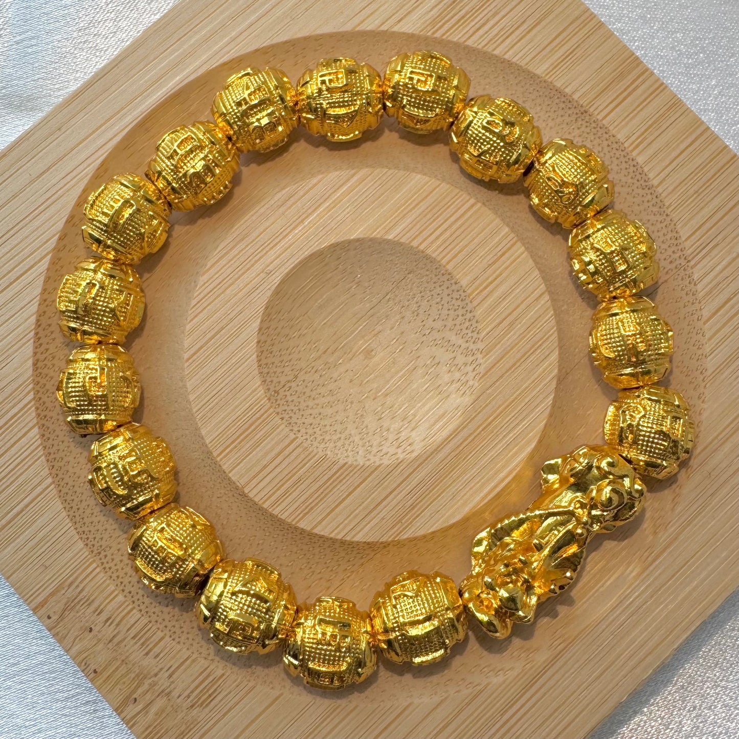 Goldenes Pixiu-Reichtums-Mantra-Armband