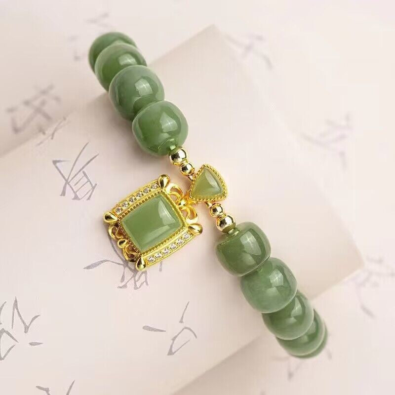 Green Jade Geometric Pendant Bracelet