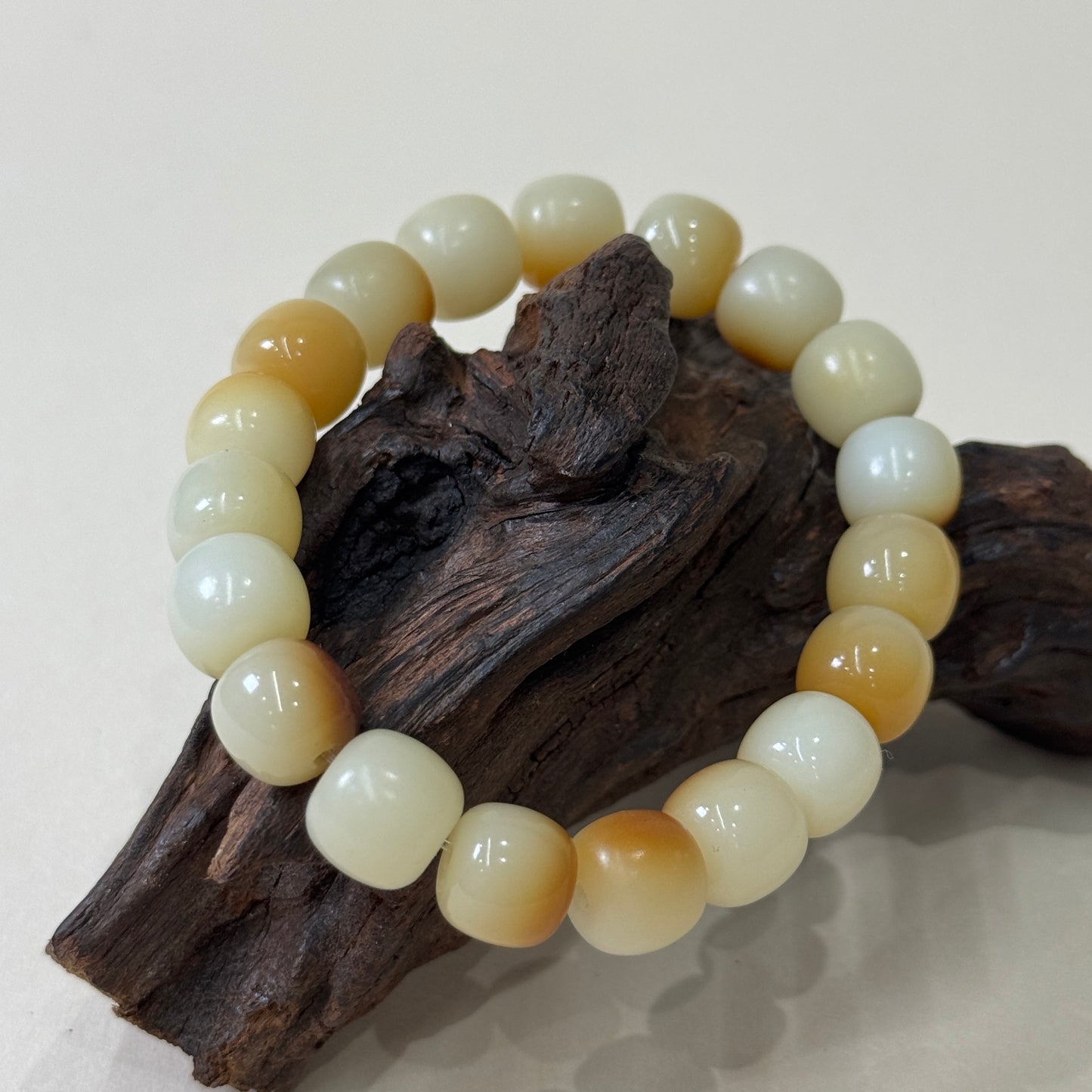 Two-Tone Bodhi Bead Bracelet