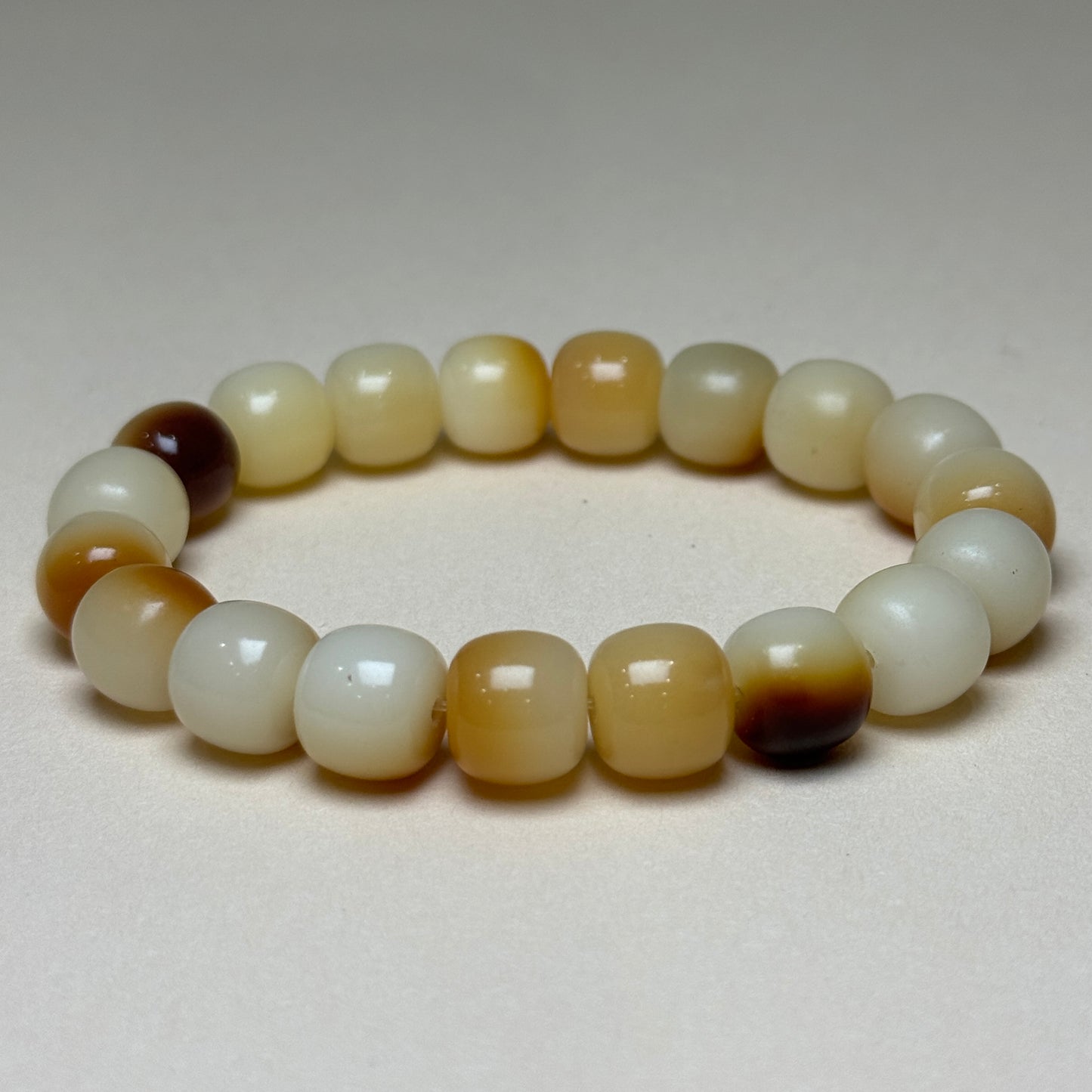 Two-Tone Bodhi Bead Bracelet
