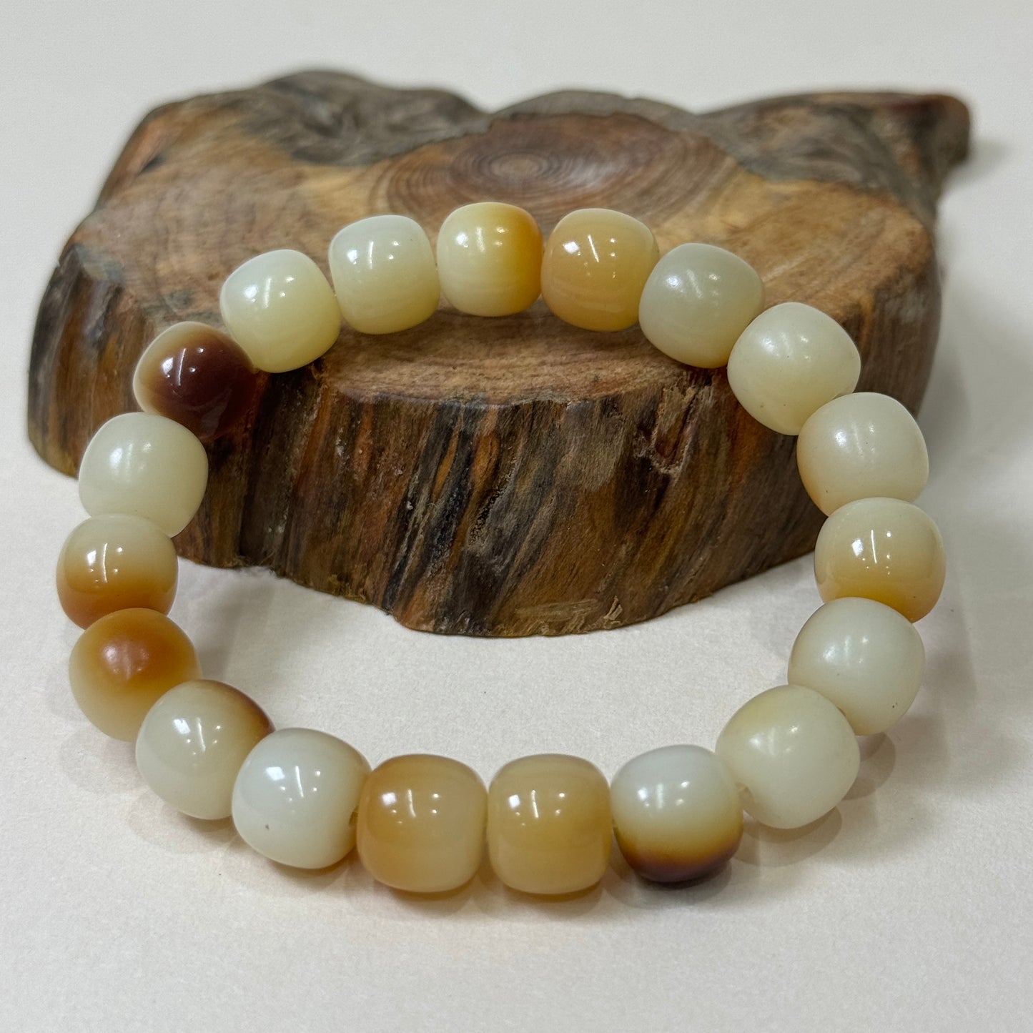 Two-Tone Bodhi Bead Bracelet
