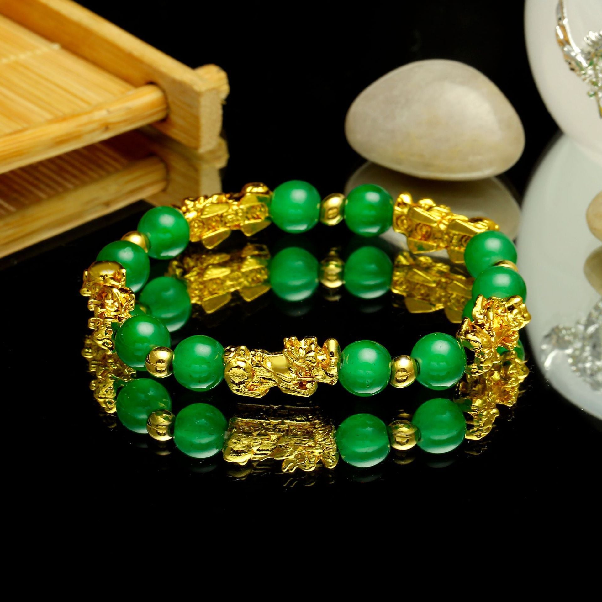 Pixiu Green Agate Bracele
