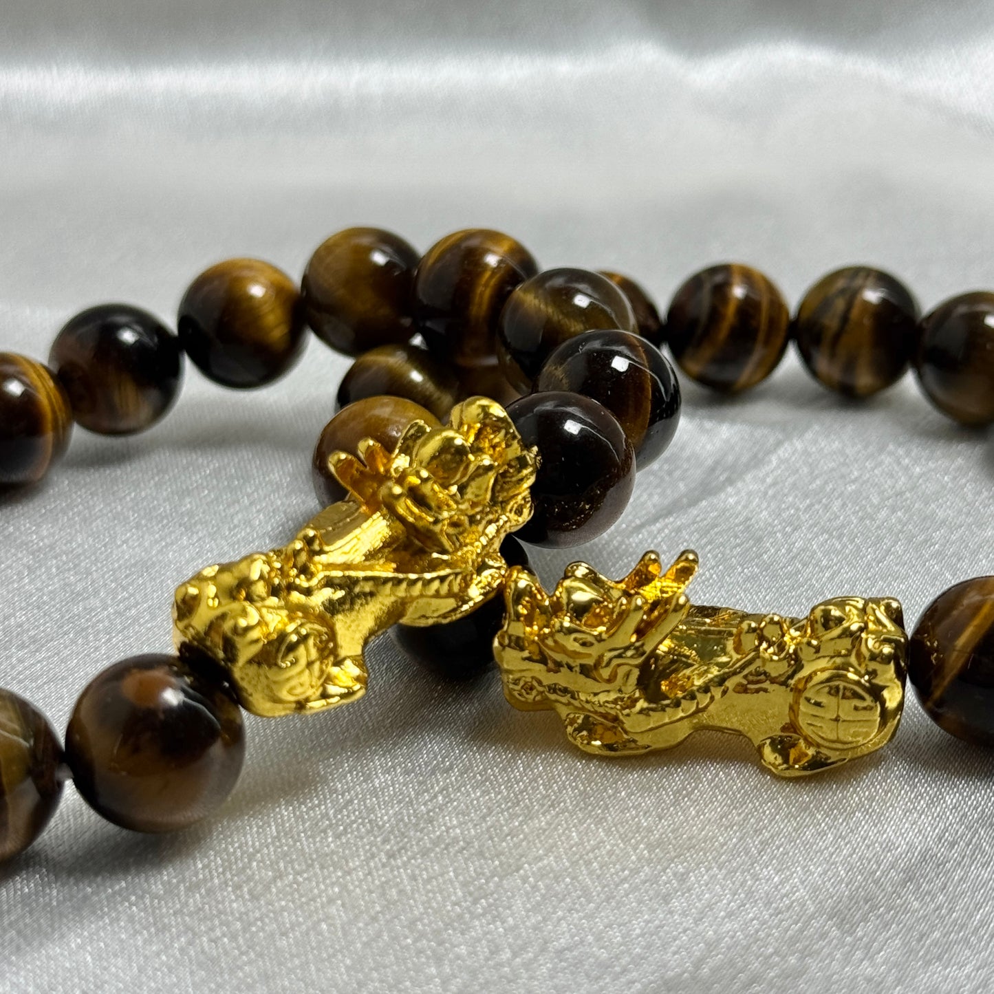 Wealth Guardian Pixiu Tiger Eye Bracelet