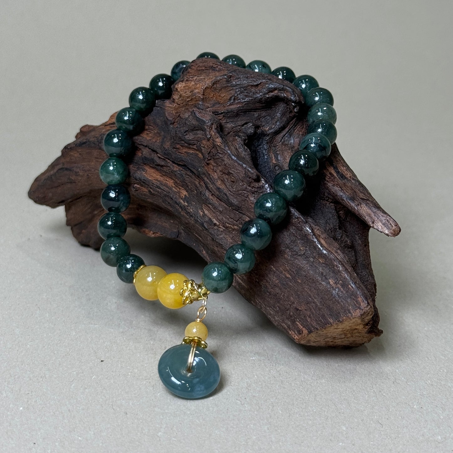Natural Green Jade Peace Buckel Pendant Bracelet