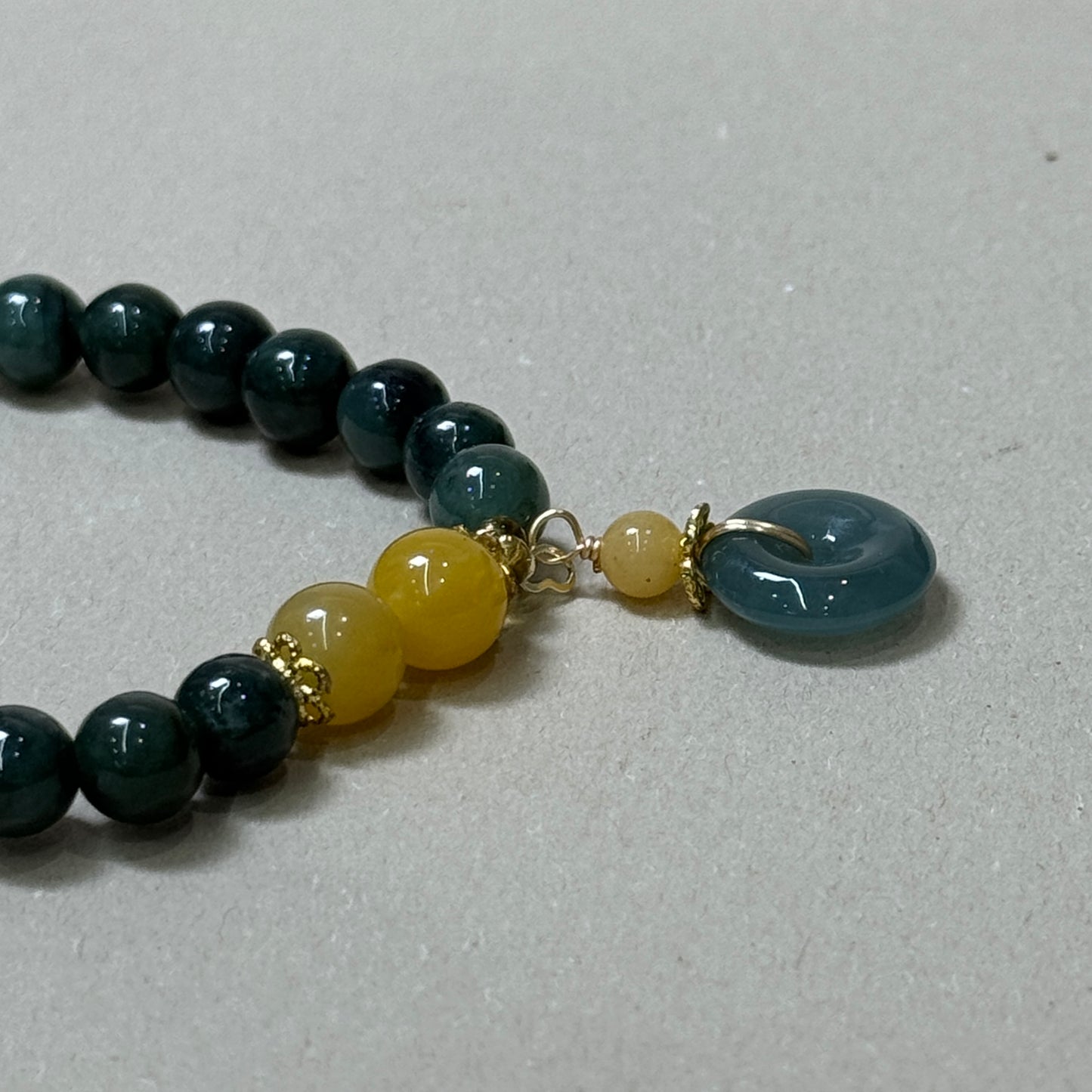 Natural Green Jade Peace Buckel Pendant Bracelet