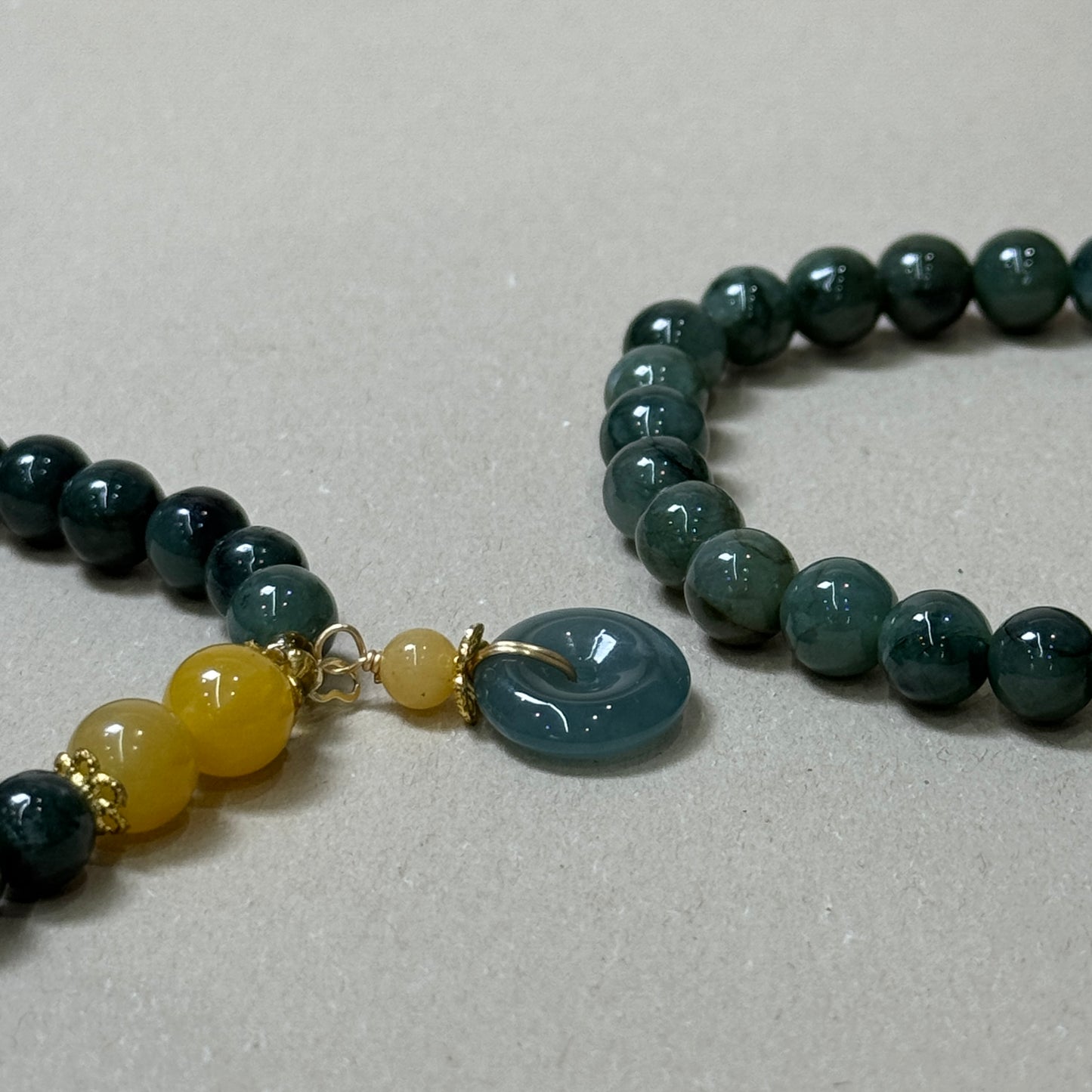 Natural Green Jade Peace Buckel Pendant Bracelet