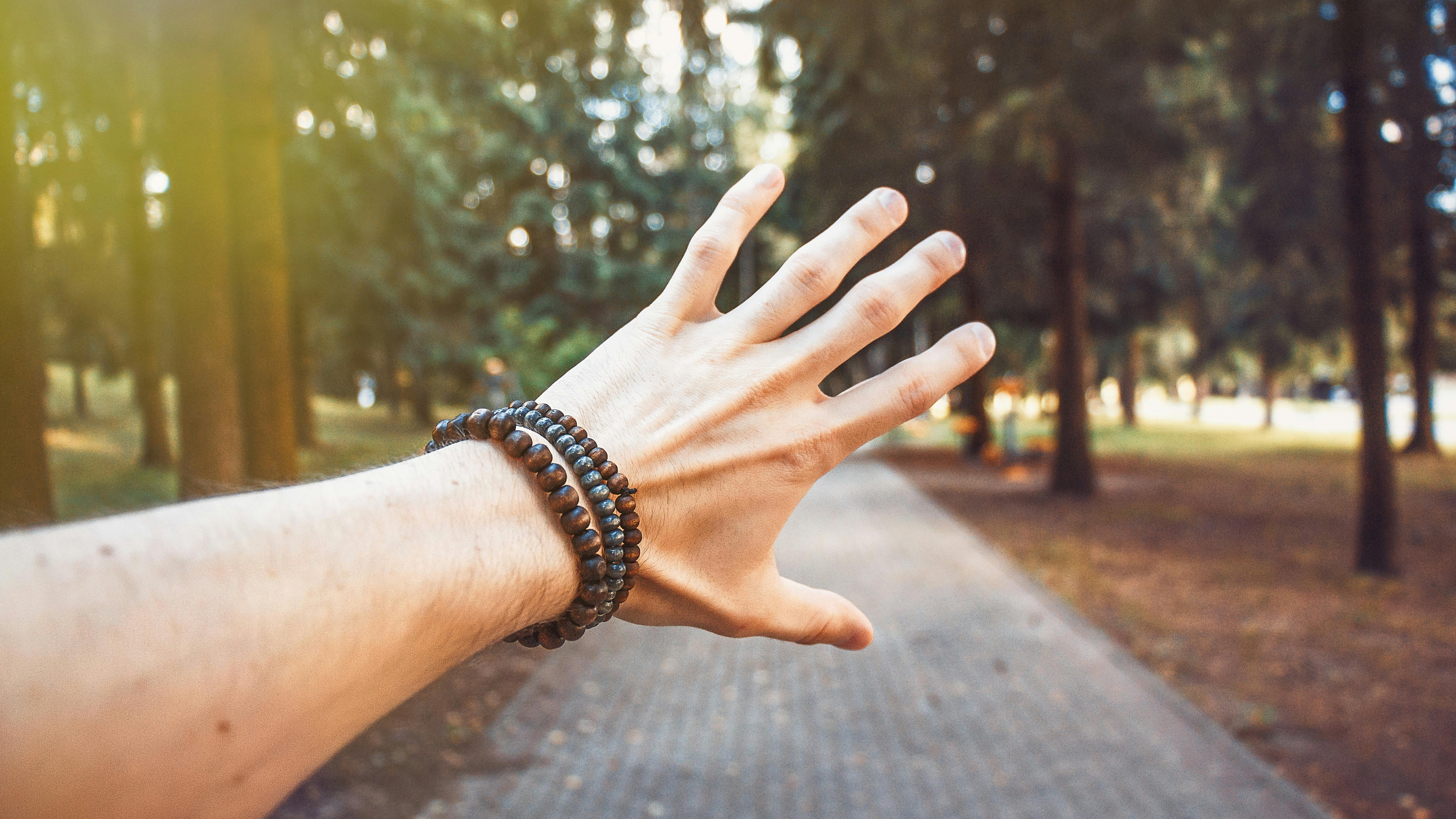 How Feng Shui Lucky Bracelets Reflect Chinese Cultural Beliefs