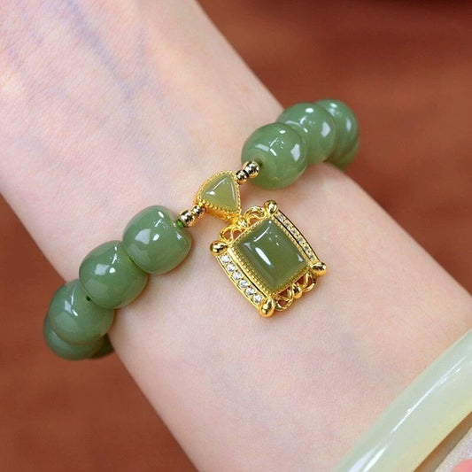 Green Jade Geometric Pendant Bracelet