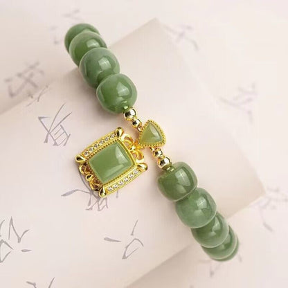 Green Jade Geometric Pendant Bracelet
