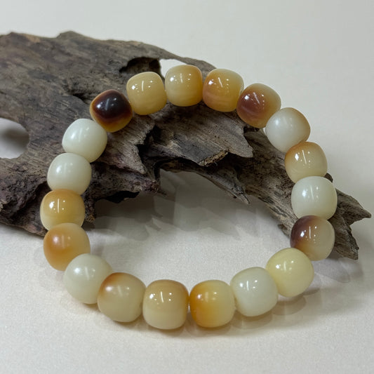 Two-Tone Bodhi Bead Bracelet
